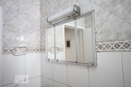 Casa à venda com 110m², 2 quartos e 1 vagaBanheiro Cima