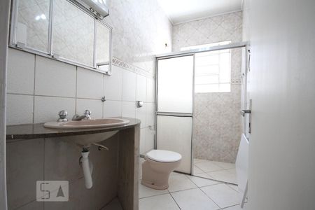 Casa à venda com 110m², 2 quartos e 1 vagaBanheiro Cima