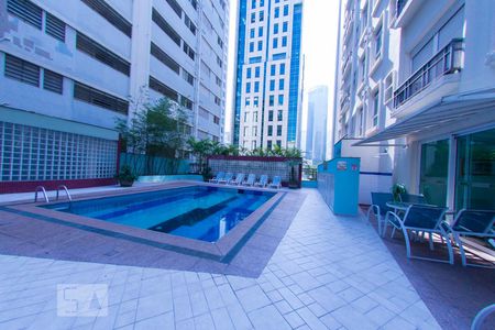 Apartamento à venda com 48m², 1 quarto e 1 vaga Apartamento à venda com 48m², 1 quarto e 1 vagaÁrea comum - Piscina