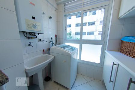 Apartamento à venda com 48m², 1 quarto e 1 vaga Apartamento à venda com 48m², 1 quarto e 1 vagaÁrea de Serviço