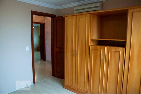 Casa de condomínio para alugar com 300m², 4 quartos e 3 vagasQuarto 1