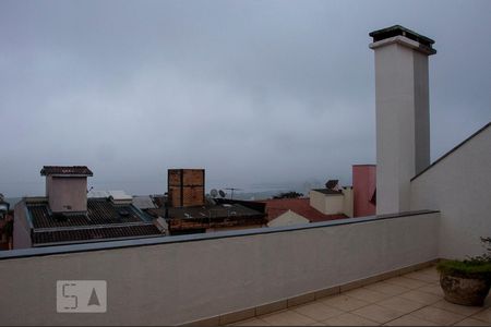 Casa de condomínio para alugar com 300m², 4 quartos e 3 vagasVaranda