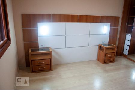 Casa de condomínio para alugar com 300m², 4 quartos e 3 vagasQuarto Suíte