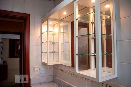 Casa de condomínio para alugar com 300m², 4 quartos e 3 vagasBanheiro