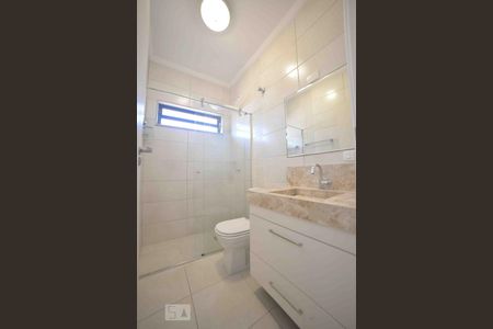 Casa à venda com 215m², 4 quartos e 3 vagasBanheiro Social