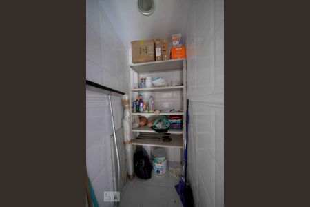 Casa à venda com 215m², 4 quartos e 3 vagasDeposito