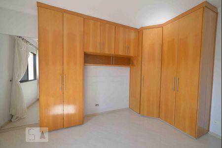 Casa à venda com 215m², 4 quartos e 3 vagasQuarto 3