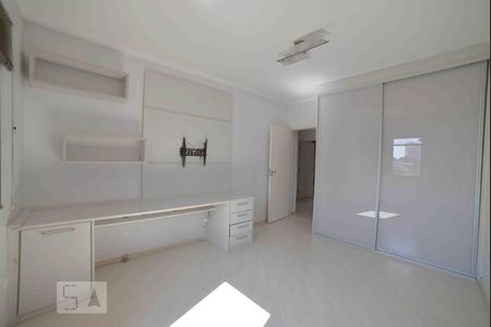 Casa à venda com 215m², 4 quartos e 3 vagasQuarto 4