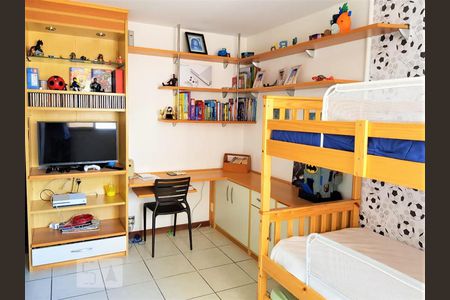 Suíte 2 de apartamento à venda com 4 quartos, 157m² em Icaraí, Niterói
