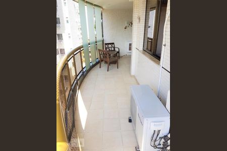 Varanda de apartamento à venda com 4 quartos, 157m² em Icaraí, Niterói