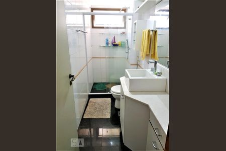 Banheiro da Suíte 2 de apartamento à venda com 4 quartos, 157m² em Icaraí, Niterói
