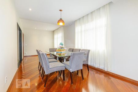 Apartamento para alugar com 170m², 4 quartos e 3 vagas Apartamento para alugar com 170m², 4 quartos e 3 vagasCopa