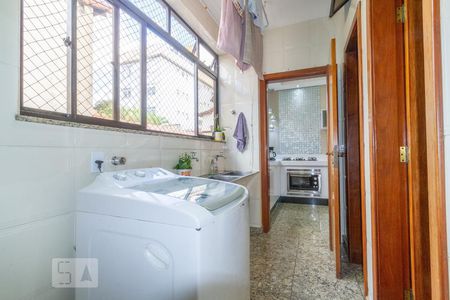 Apartamento para alugar com 170m², 4 quartos e 3 vagas Apartamento para alugar com 170m², 4 quartos e 3 vagasÁrea de Serviço