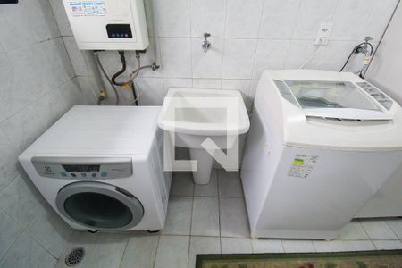 Apartamento à venda com 109m², 2 quartos e 2 vagas Apartamento à venda com 109m², 2 quartos e 2 vagasÁrea de Serviço