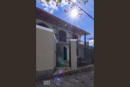 Casa para alugar com 500m², 6 quartos e sem vagafachada