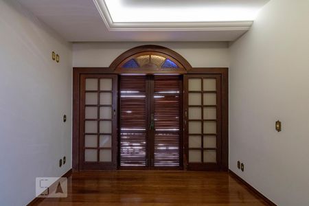 Casa para alugar com 500m², 6 quartos e sem vagaquarto 3