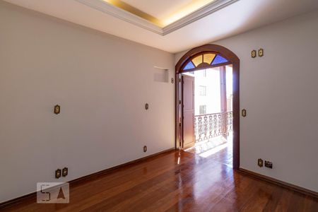 Casa para alugar com 500m², 6 quartos e sem vagaquarto 5