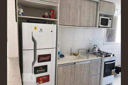Cozinha de apartamento para alugar com 1 quarto, 42m² em Mato Grande, Canoas