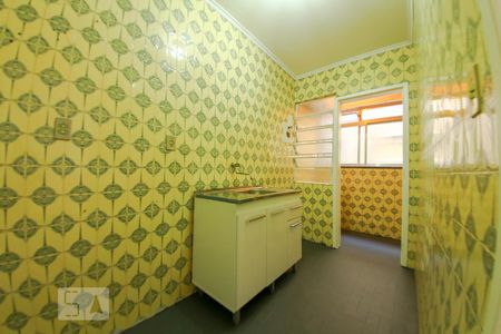 Cozinha de apartamento para alugar com 1 quarto, 44m² em Cristo Redentor, Porto Alegre