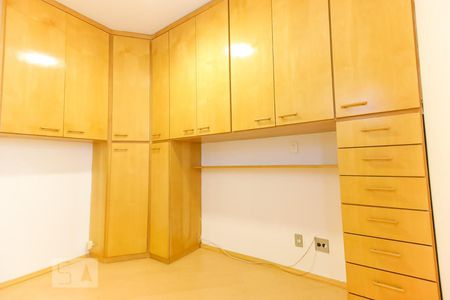 Apartamento para alugar com 40m², 2 quartos e 1 vaga Apartamento para alugar com 40m², 2 quartos e 1 vagaQuarto 2 - Armários