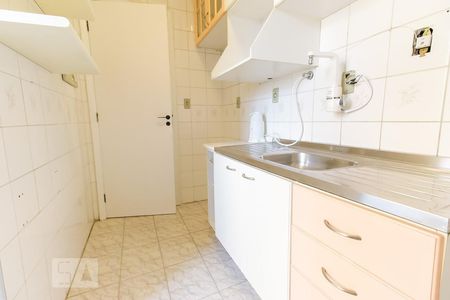 Apartamento para alugar com 40m², 2 quartos e 1 vaga Apartamento para alugar com 40m², 2 quartos e 1 vagaCozinha - Armários