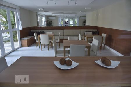 Apartamento à venda com 65m², 2 quartos e 1 vagaÁrea comum - Salão de festas