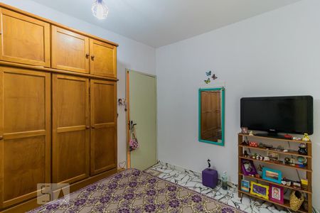 Quarto 2 de casa à venda com 4 quartos, 75m² em Jardim Laone, São Paulo