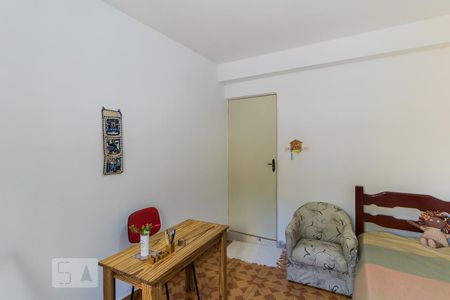 Quarto 1 de casa à venda com 4 quartos, 75m² em Jardim Laone, São Paulo