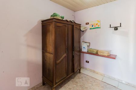 Casa à venda com 75m², 4 quartos e 2 vagas Casa à venda com 75m², 4 quartos e 2 vagasQuarto de Serviço