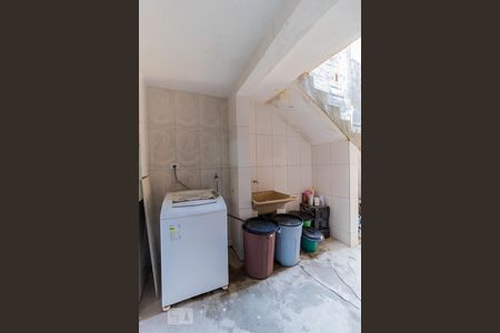 Casa à venda com 75m², 4 quartos e 2 vagas Casa à venda com 75m², 4 quartos e 2 vagasÁrea de Serviço