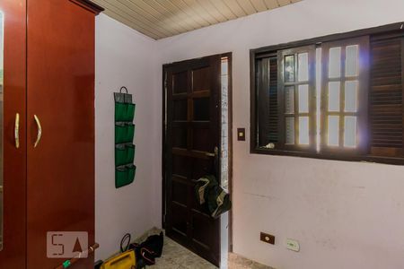 Casa à venda com 75m², 4 quartos e 2 vagas Casa à venda com 75m², 4 quartos e 2 vagasQuarto de Serviço