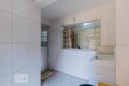 Casa à venda com 75m², 4 quartos e 2 vagas Casa à venda com 75m², 4 quartos e 2 vagasÁrea de Serviço