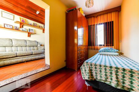 Casa à venda com 136m², 4 quartos e 2 vagas Casa à venda com 136m², 4 quartos e 2 vagasQuarto 3