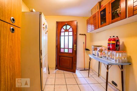 Casa à venda com 136m², 4 quartos e 2 vagas Casa à venda com 136m², 4 quartos e 2 vagasQuarto Reversível