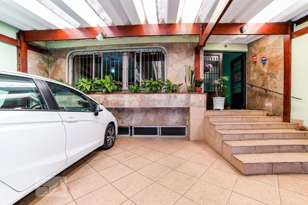 Casa à venda com 136m², 4 quartos e 2 vagas Casa à venda com 136m², 4 quartos e 2 vagasGaragem