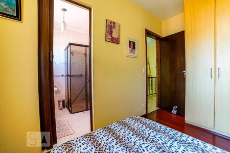 Casa à venda com 136m², 4 quartos e 2 vagas Casa à venda com 136m², 4 quartos e 2 vagasQuarto 1 Suíte