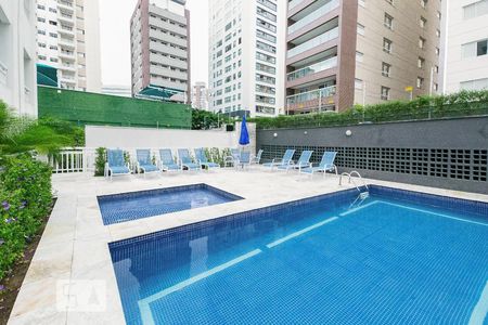 Apartamento para alugar com 73m², 2 quartos e 2 vagasÁrea comum - Piscina