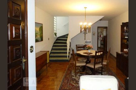 Sala de casa para alugar com 3 quartos, 180m² em Saúde, São Paulo