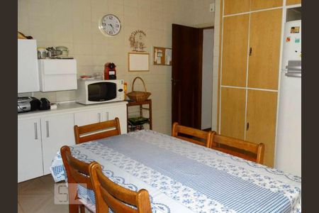 Casa para alugar com 180m², 3 quartos e 1 vagaCozinha