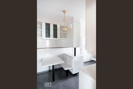 Apartamento para alugar com 170m², 4 quartos e 3 vagasCozinha