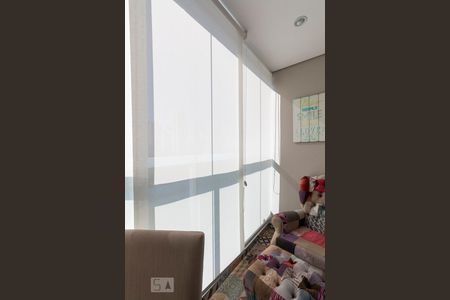 varanda de apartamento para alugar com 2 quartos, 63m² em Saúde, São Paulo