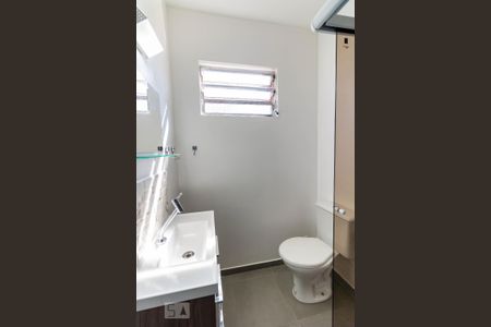 Apartamento à venda com 67m², 2 quartos e 1 vaga Apartamento à venda com 67m², 2 quartos e 1 vagaBanheiro
