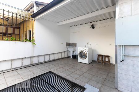 Casa à venda com 170m², 4 quartos e 1 vagaÁrea de Serviço