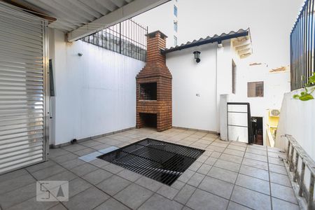 Casa à venda com 170m², 4 quartos e 1 vagaÁrea de Serviço