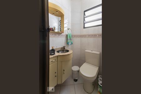 Casa à venda com 170m², 4 quartos e 1 vagaBanheiro 2