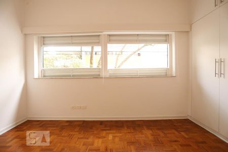 Apartamento à venda com 230m², 3 quartos e 1 vagaQuarto 2