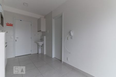 Sala de kitnet/studio para alugar com 1 quarto, 30m² em Jardim Prudência, São Paulo