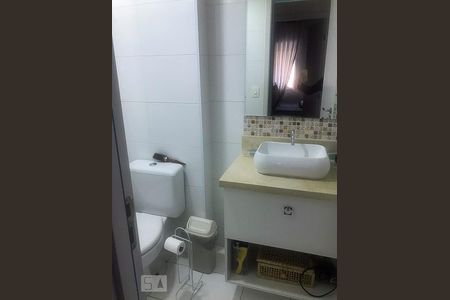 Banheiro de apartamento à venda com 2 quartos, 58m² em Vila Prudente, São Paulo