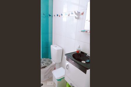 Banheiro de apartamento para alugar com 2 quartos, 50m² em Brás, São Paulo