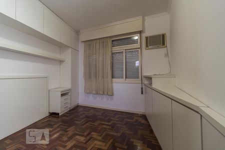 Dormitório de apartamento à venda com 3 quartos, 120m² em Moinhos de Vento, Porto Alegre